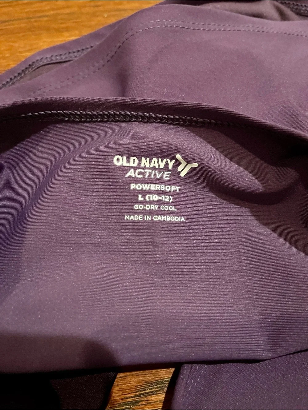 Old Navy Active Deep Purple Scoop-Neck Fitted Top